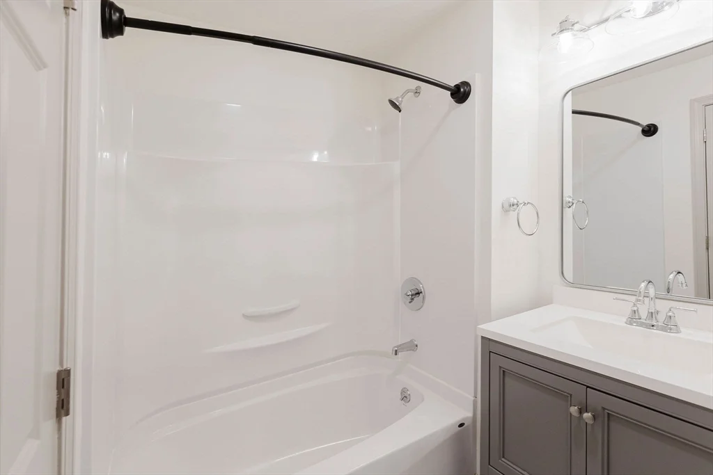 2591 Washington St, Roxbury