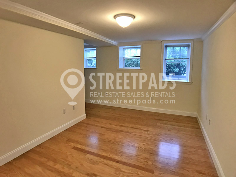 3 Langdon St, Neighborhood Nine