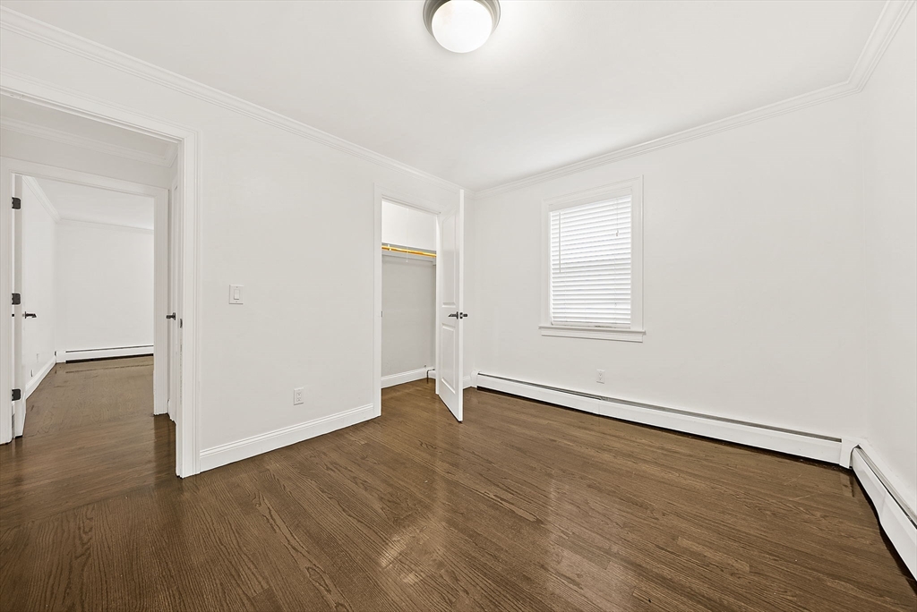 71 Oxford Ave, Strawberry Hill