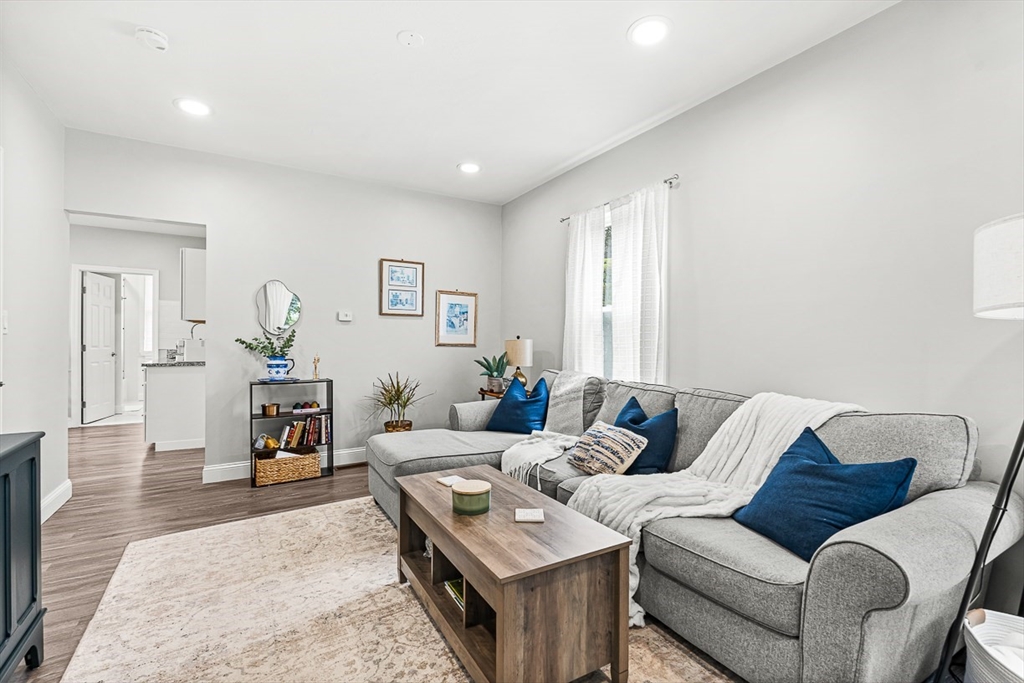 29 Harvard St, Winchester