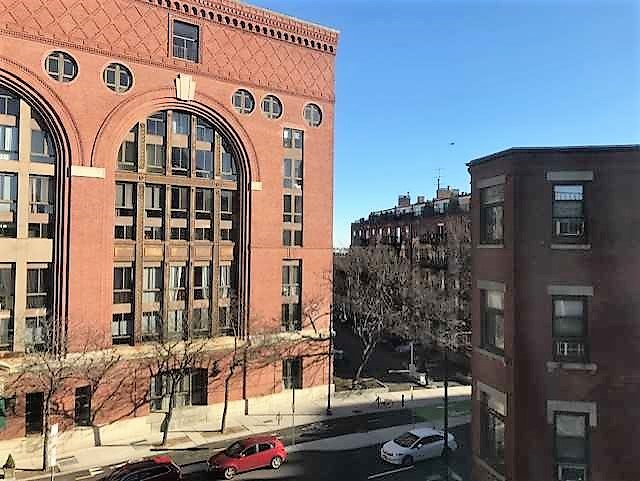 2 bed, 1 bath apartment for rent at 382 North St Unit 3, Waterfront — photo 10 of 20