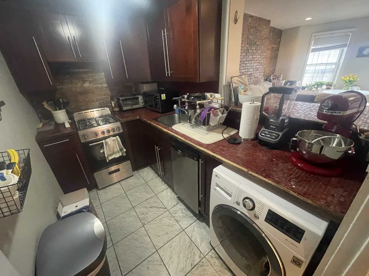 2 bed, 1 bath apartment for rent at 85 Waltham St Unit 2, South End — photo 4 of 7