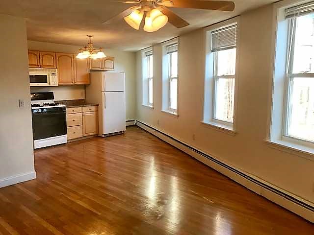 2 bed, 1 bath apartment for rent at 382 North St Unit 3, Waterfront — photo 19 of 20