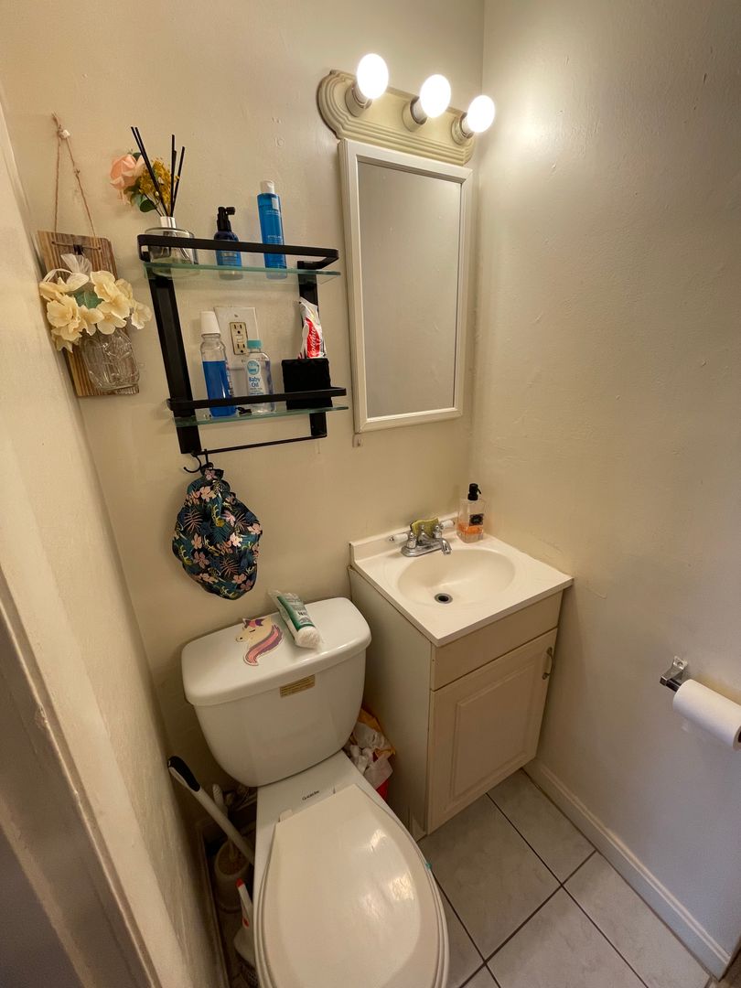 1 bed, 1 bath apartment for rent at 212 Maverick Unit 1, East Boston — photo 7 of 7