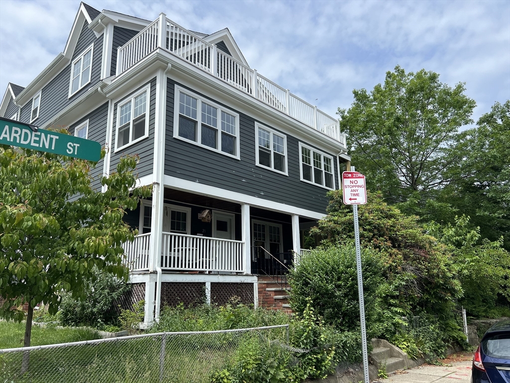 33 Colberg Ave, Roslindale