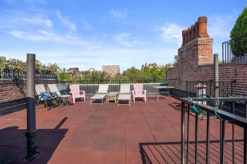 228 Commonwealth Ave, Back Bay