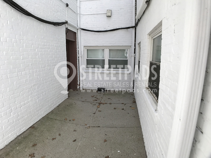 1539 Beacon St, Griggs Park