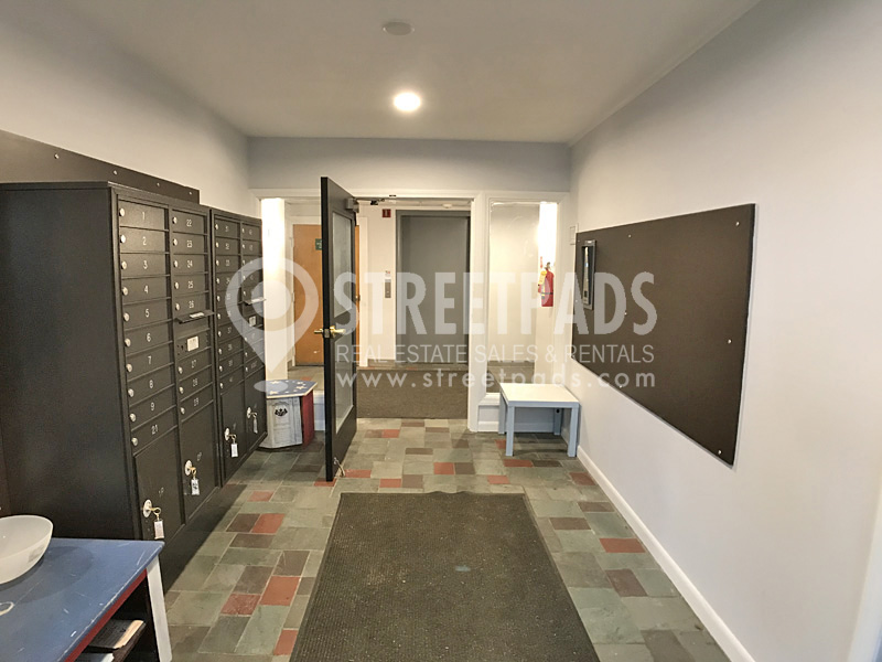 2018 Commonwealth Ave, Brighton