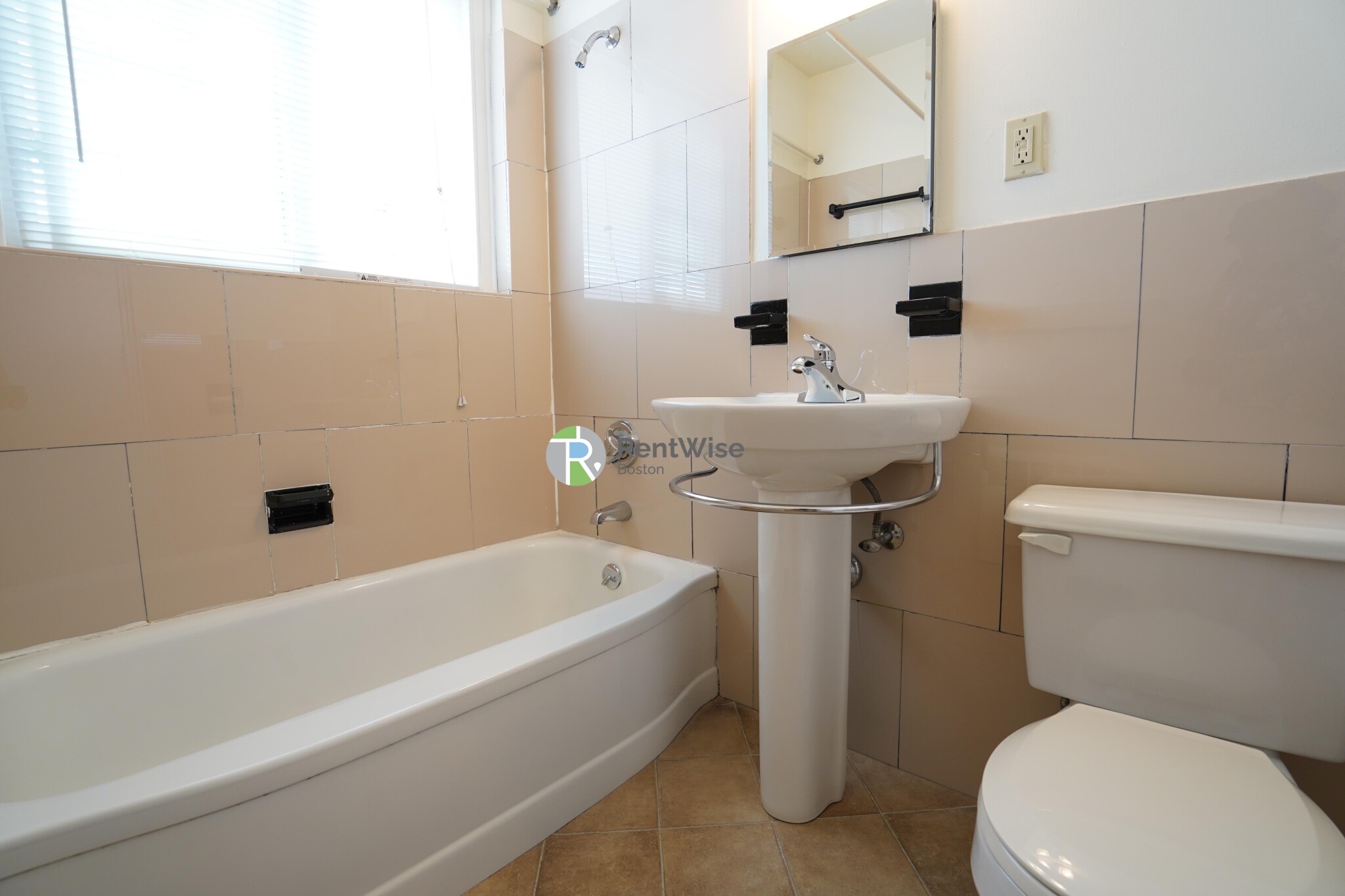 550 Belmont St, Watertown