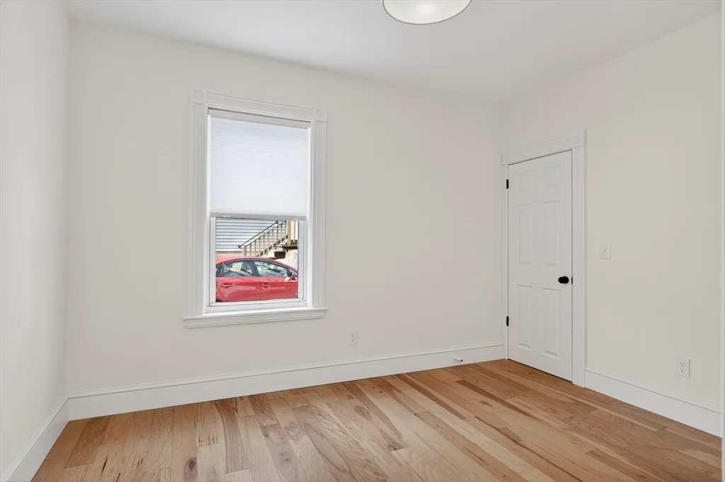 28 Ekman St, Worcester