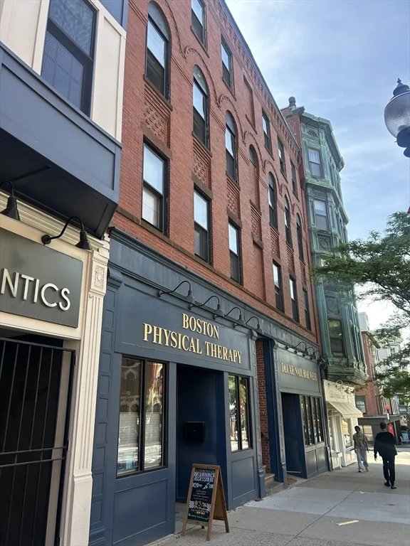 377 West Broadway, South Boston