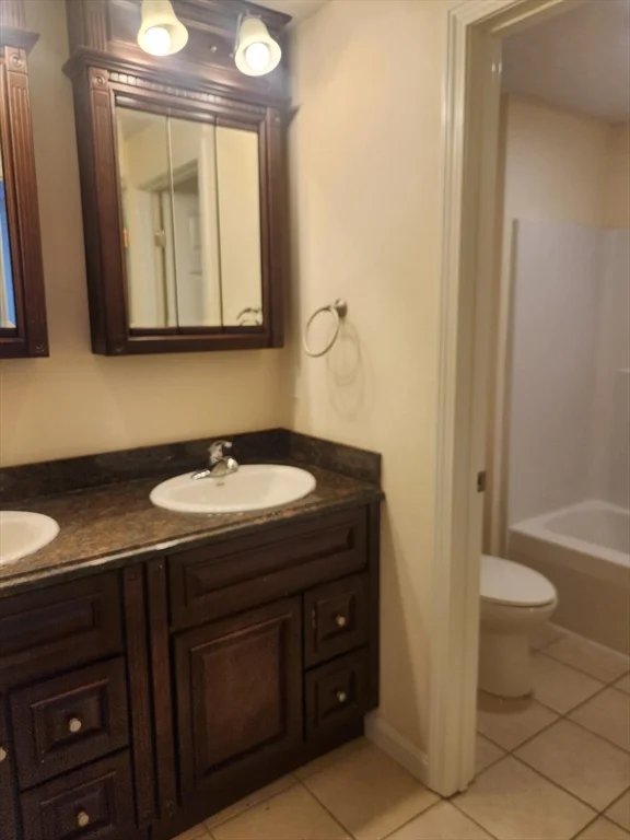 24 Bittersweet Blvd, Worcester