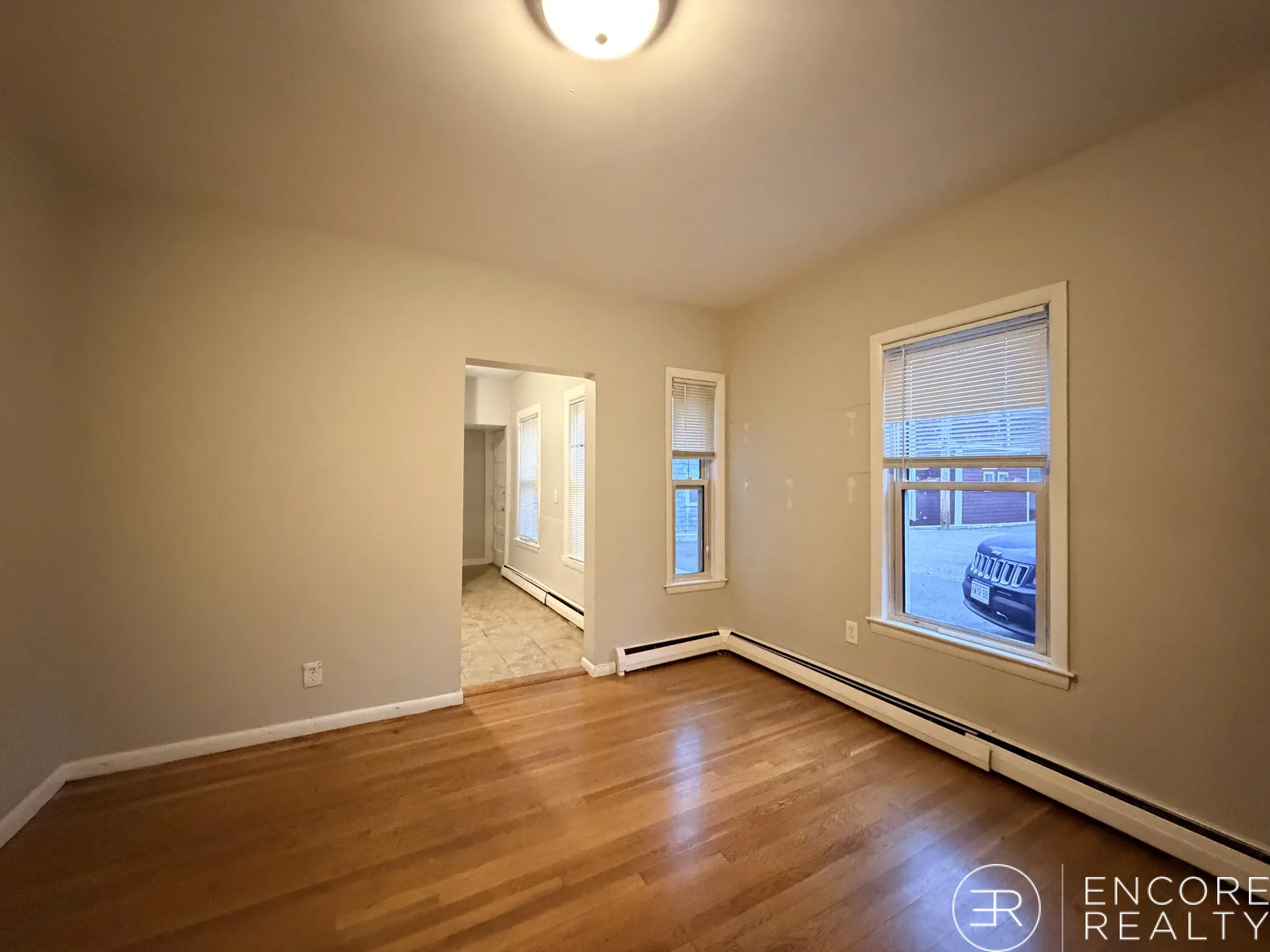 9 Elmer St, Riverside