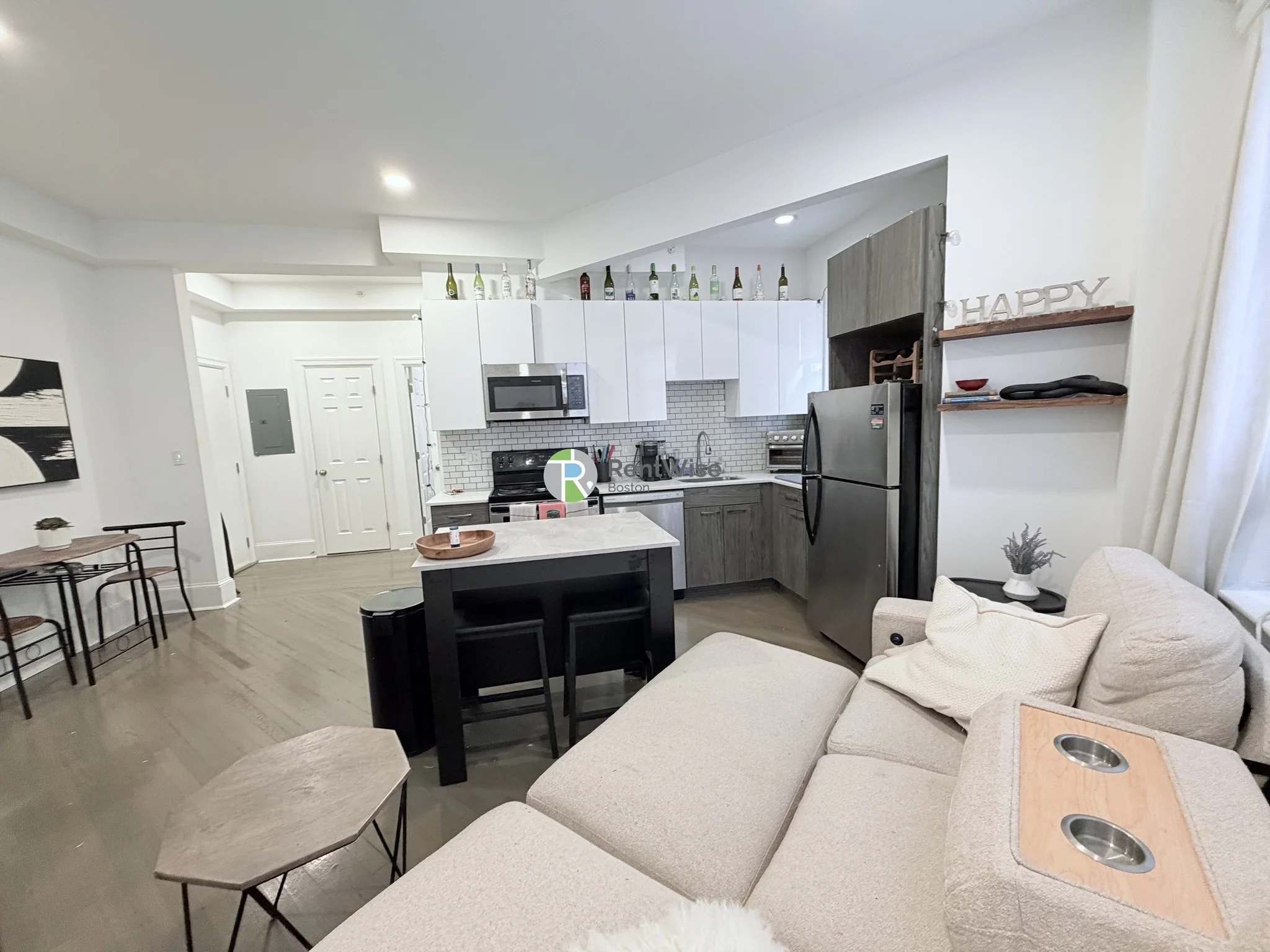 11 Queensberry St, Fenway