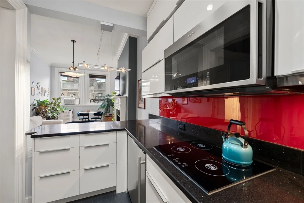 165 Beacon St, Back Bay