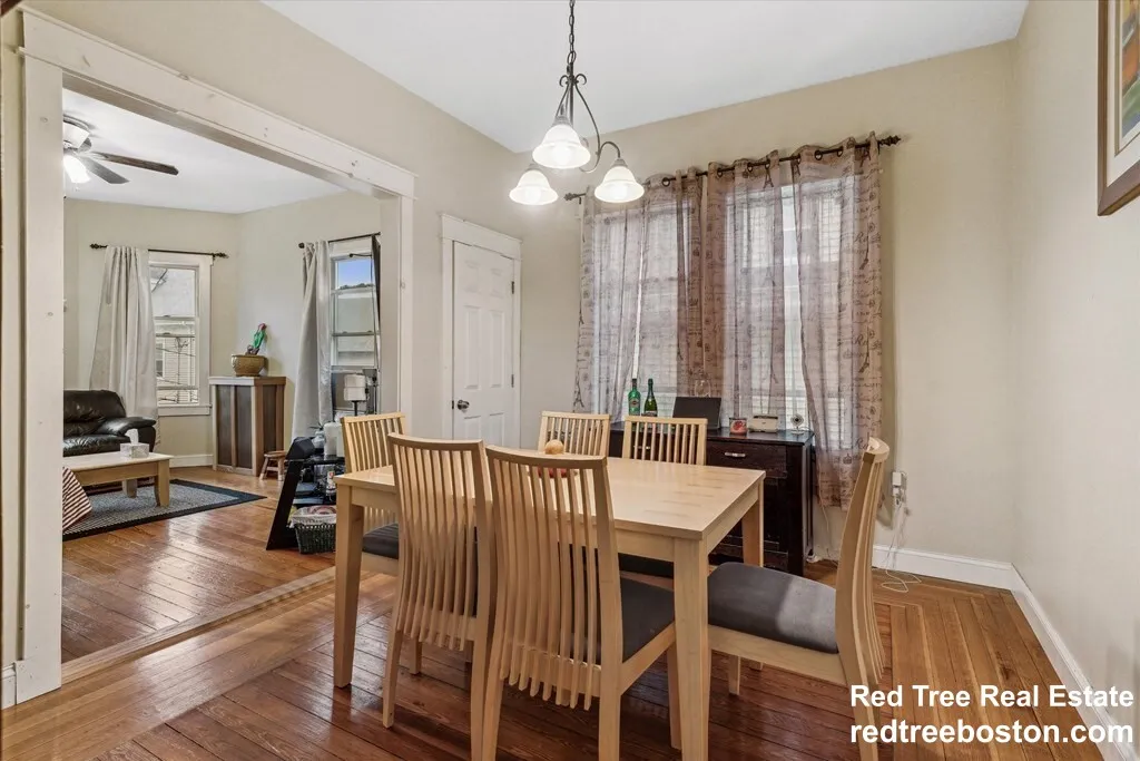 24 Weld Hill St, Jamaica Plain