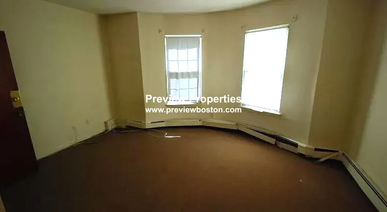 66 South Huntington Ave, Jamaica Plain