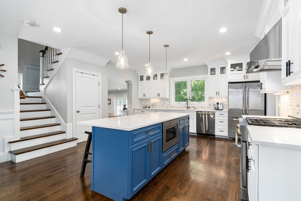 119 Charlesbank Rd, Newton Corner