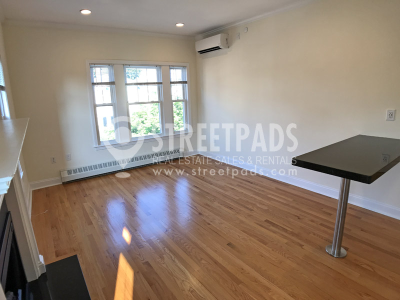 65 Langdon St, Neighborhood Nine