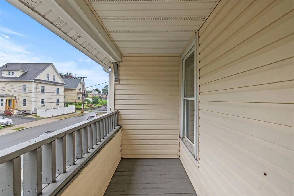 48 Hamilton Ave, Lynn