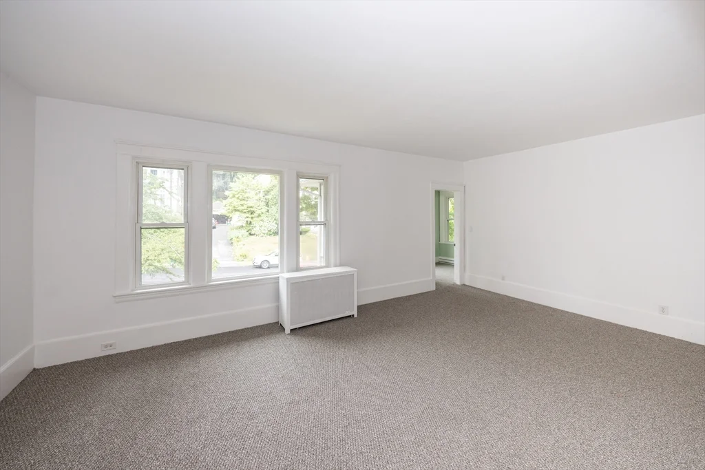 51 South Lenox St, Worcester