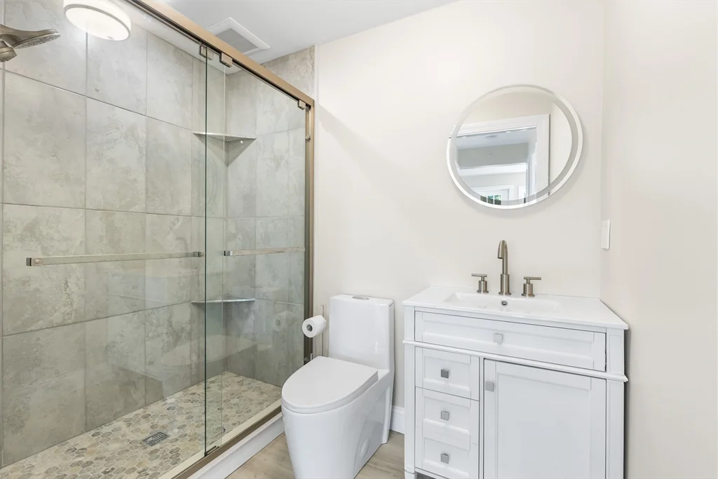 112 West Main, Barnstable