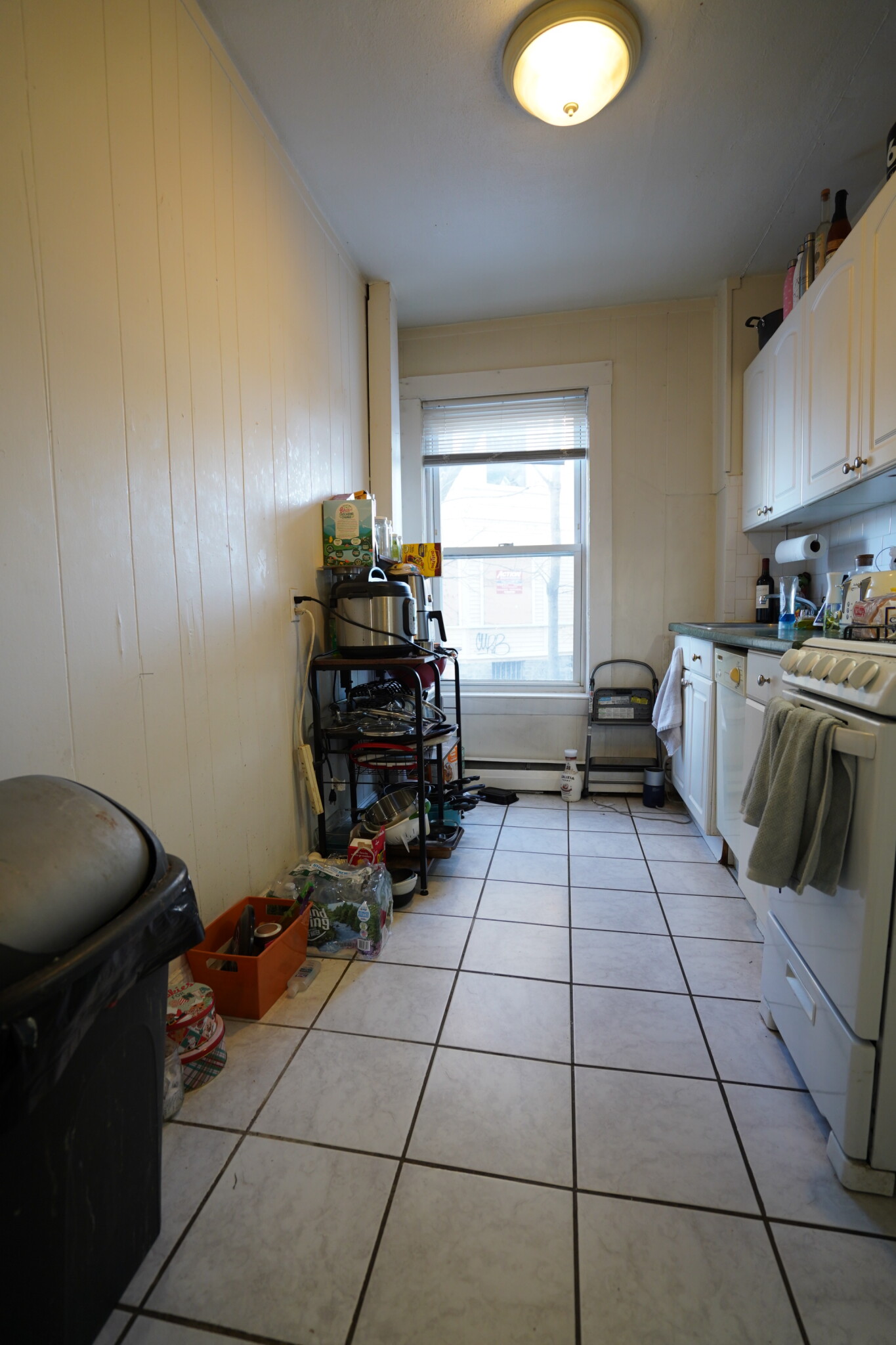 1 Ashford Ct, Allston