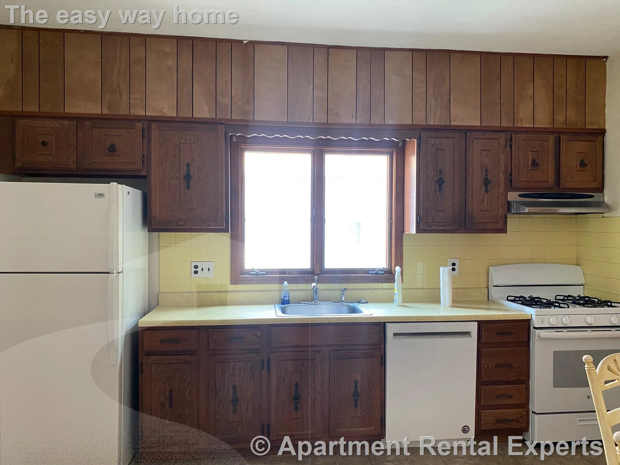 96 Capen St, Tufts