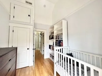 45 Magazine St, Cambridgeport