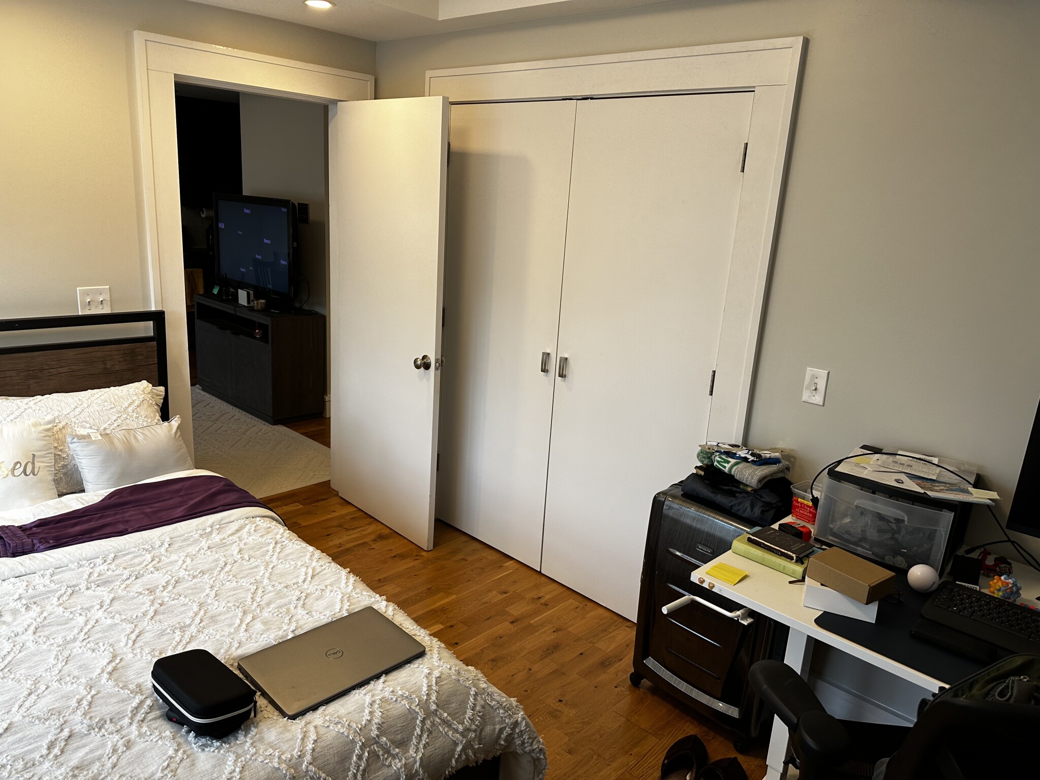 126 Charles St, East Cambridge