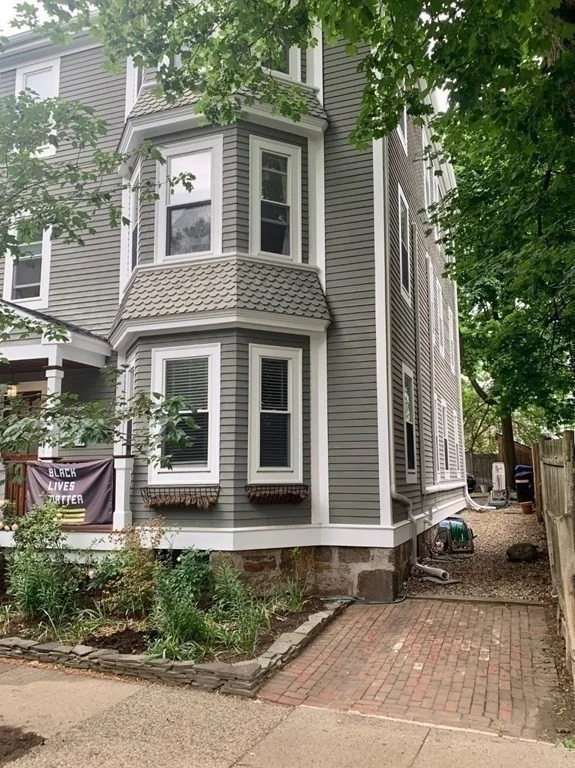 128 Chestnut St, Brookline