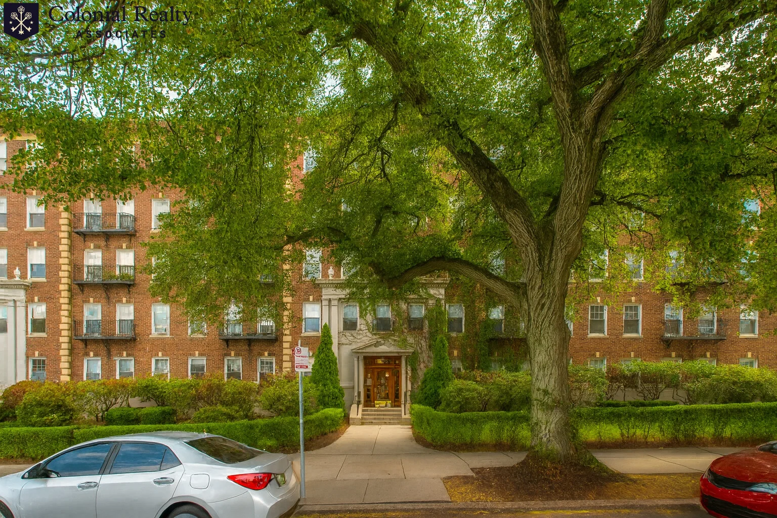 1848 Commonwealth Ave, Brighton