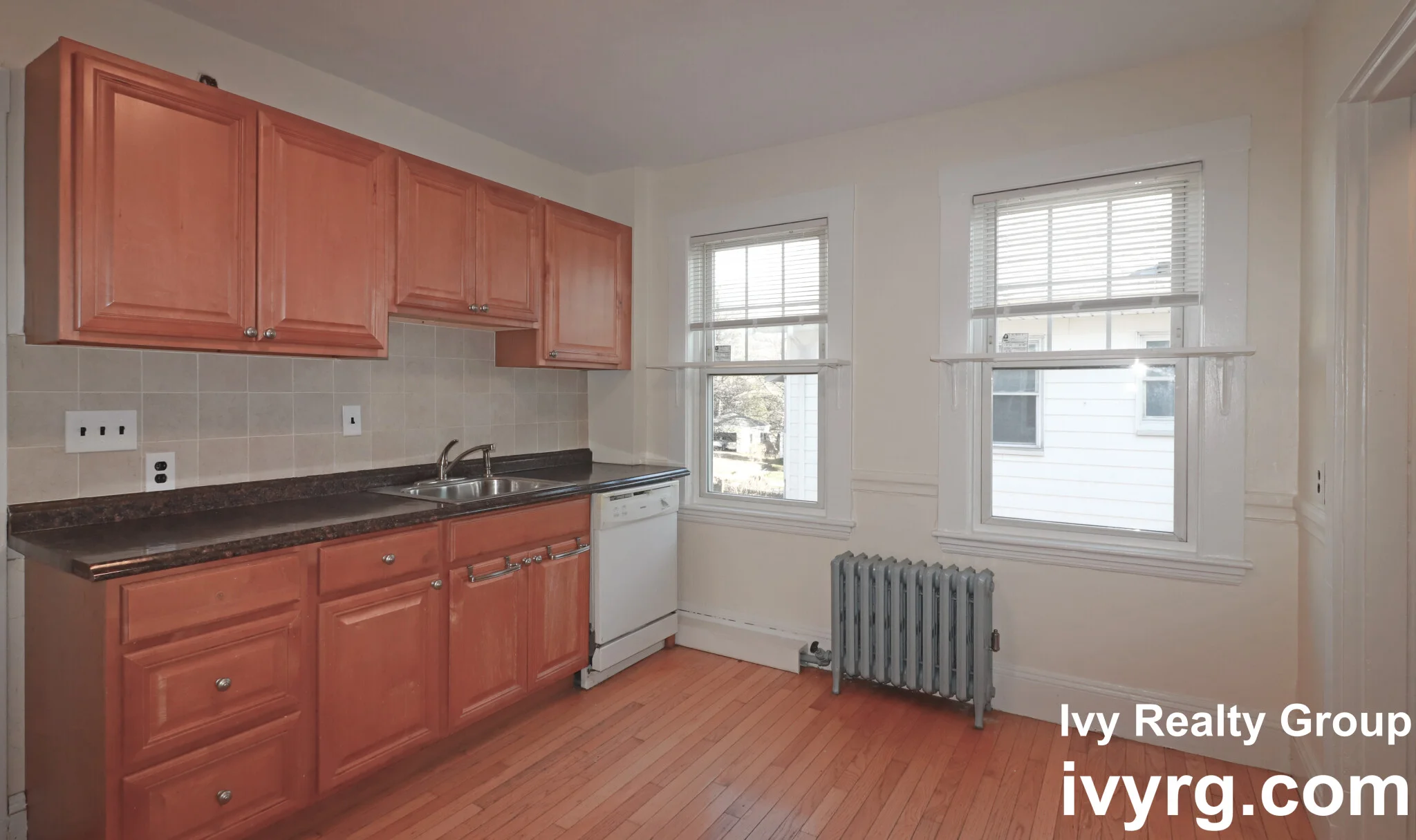 394 Mount Auburn St, East Watertown