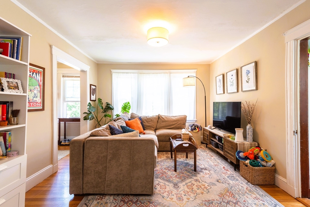 60 Clewley Rd, Medford