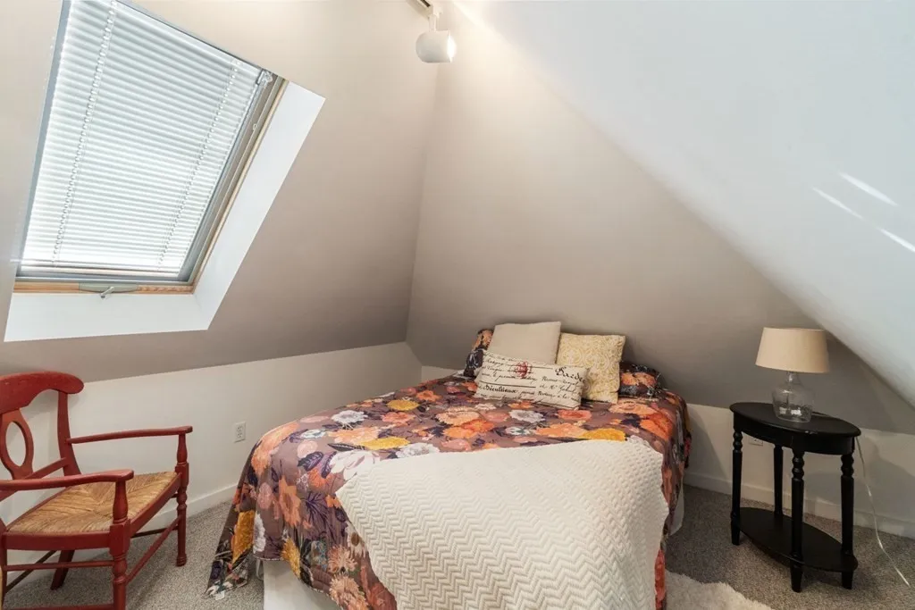 10 West Bellevue Ave, Avon Hill