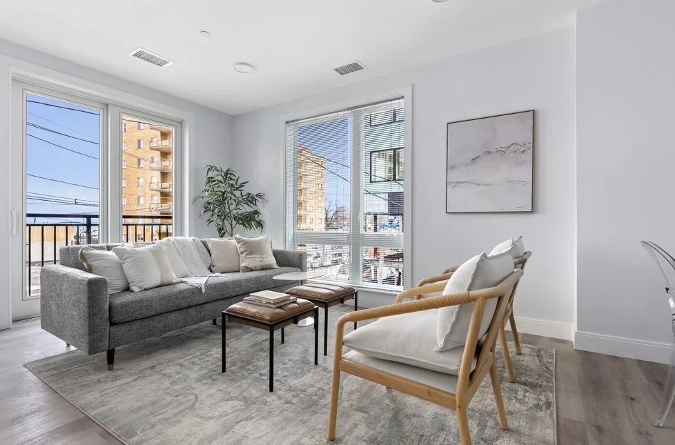 90 Ocean Ave, Revere