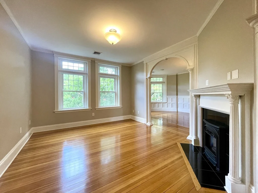 5 Strathmore Rd, Brookline