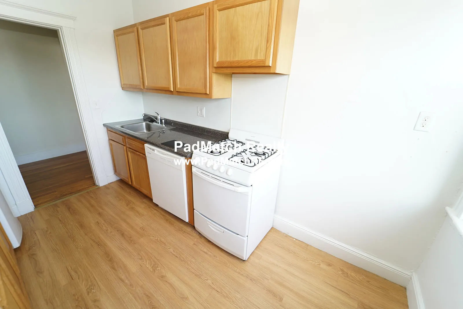 1810 Commonwealth Ave, Brighton