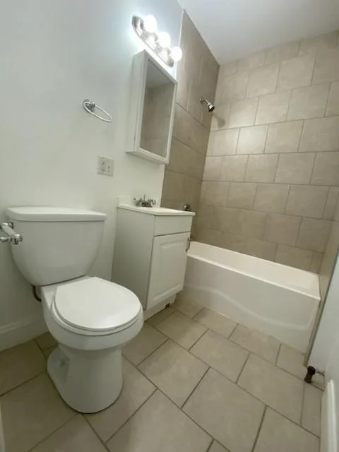 10 Yeamans St, Revere