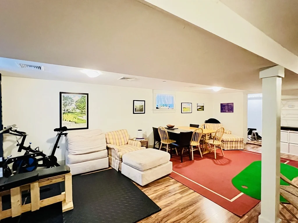 15 Boardman St, Central Square