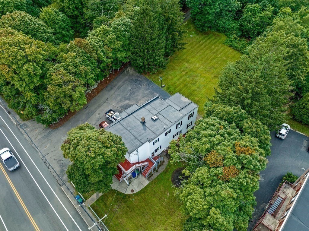 453 Pond St, Braintree