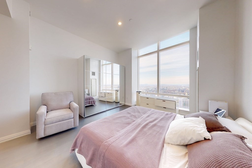 1 Franklin St, Downtown