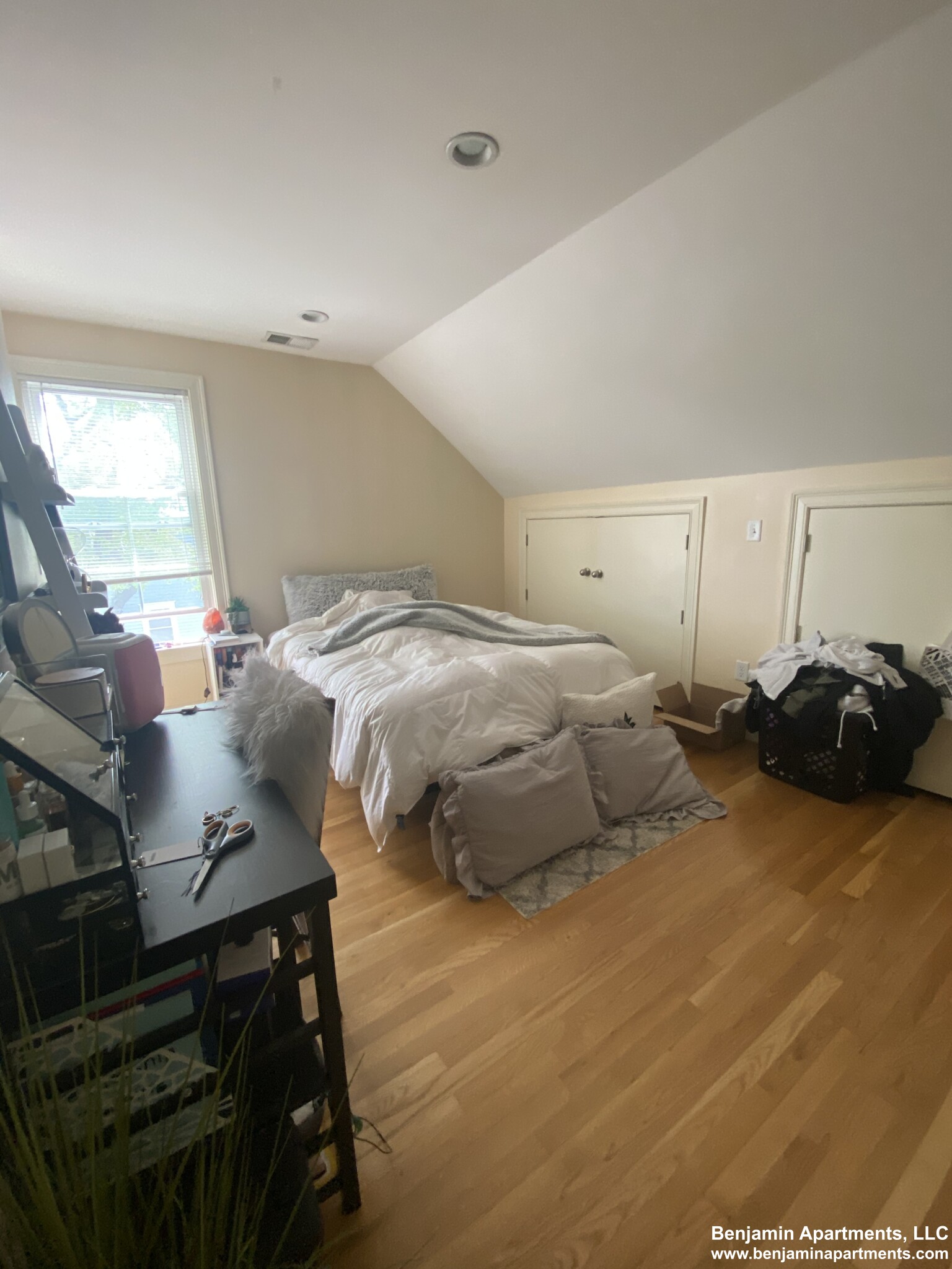 11 Sparhawk St, Oak Square