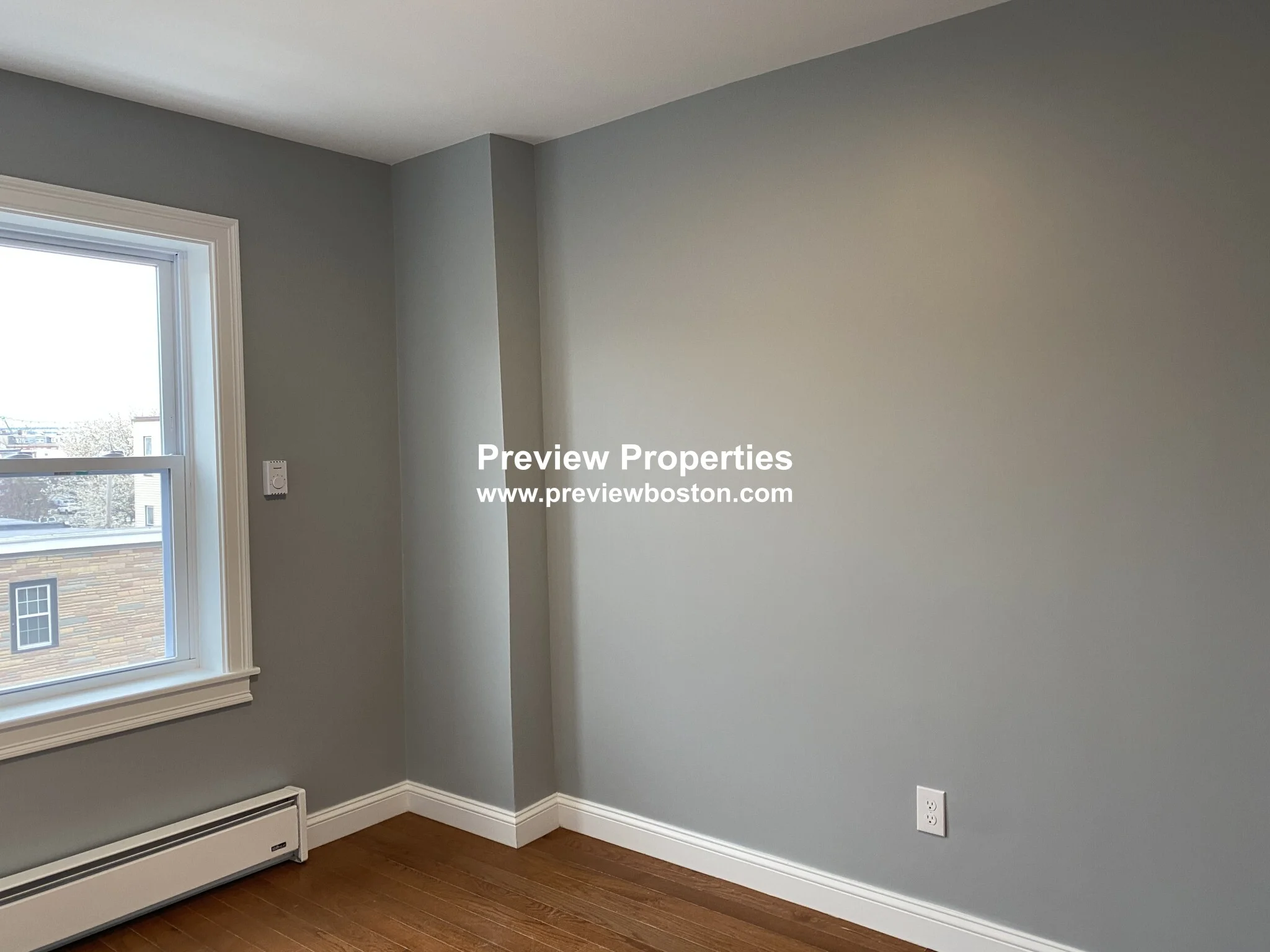 33 Chelsea St, East Boston