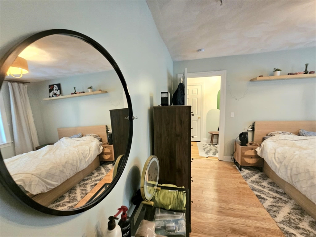 26 Holden St, Malden