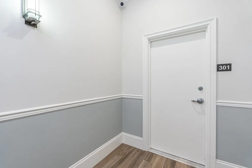 846 Main St, Winchester