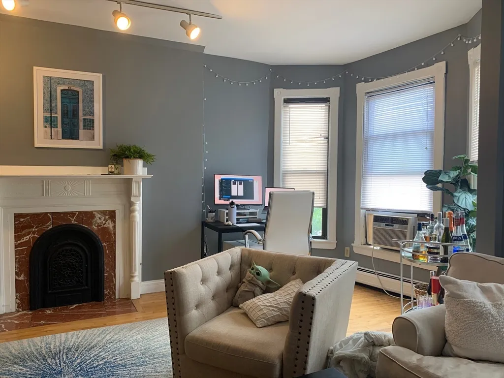 590 Columbus Ave, Roxbury