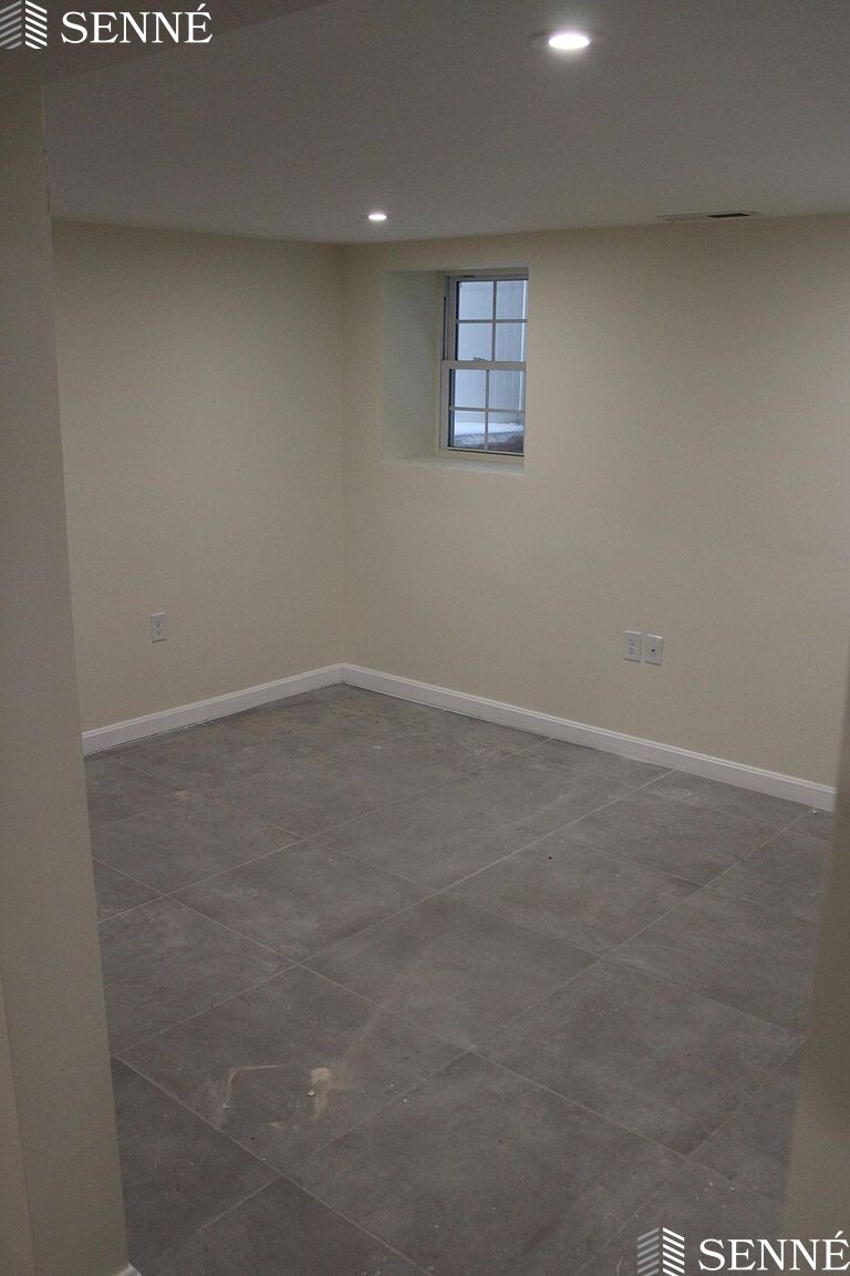 83 Moreland St, Winter Hill