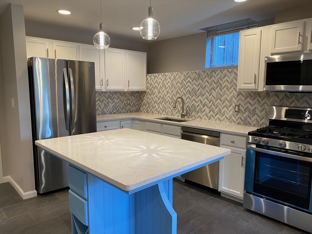 2277 Massachusetts Ave, North Cambridge