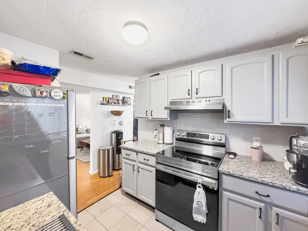 25 Rockland St, West Roxbury